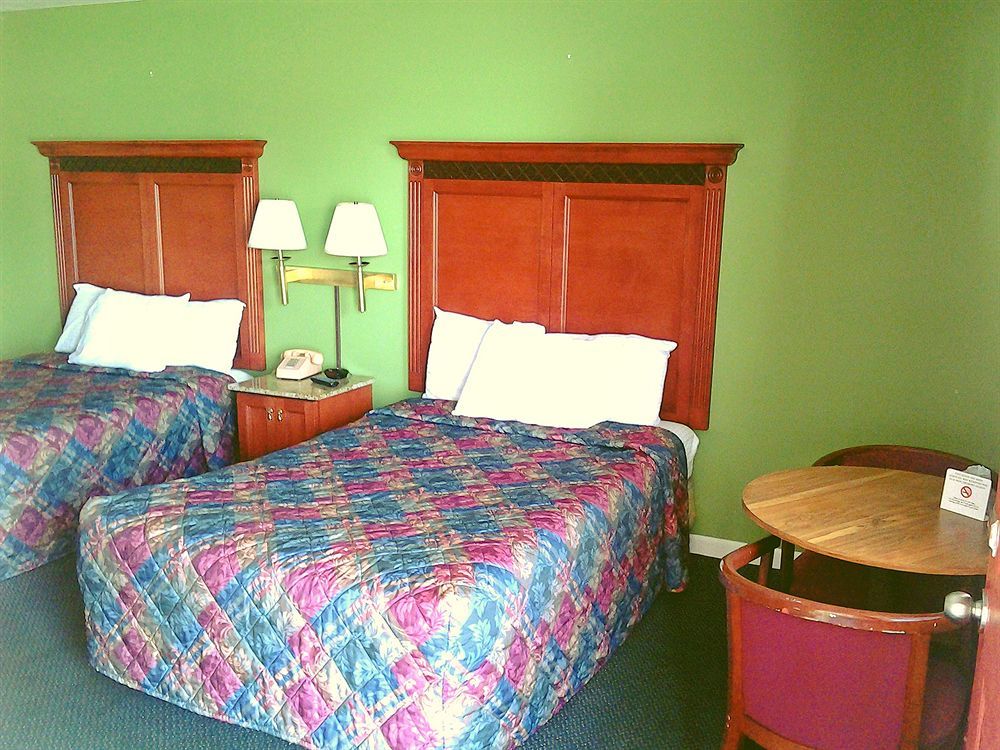 Benton Inn