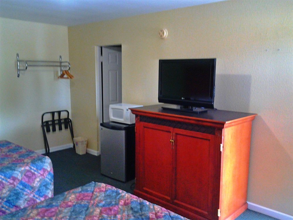 Hotel Benton Inn 2*