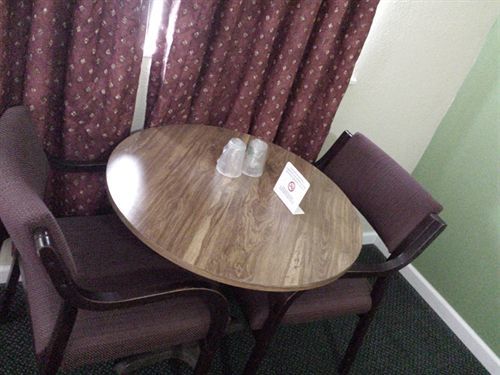 Hotel Benton Inn